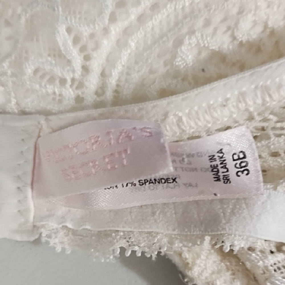 Victoria's Secret Cream Crochet Lace Bra 36B - Picture 6 of 14